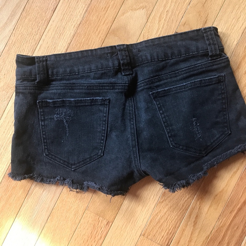 2 Forever 21 shorts - Picture 3 of 7